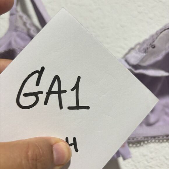 Savage x Fenty lilac purple unlined wirefree adjustable bra bralette size L EUC - Picture 8 of 8